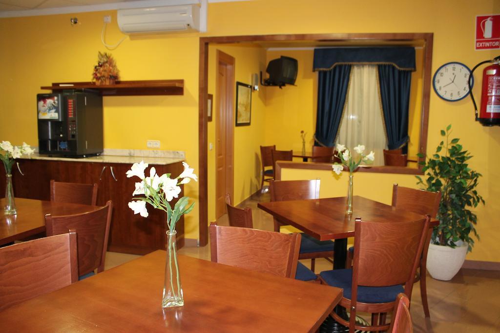 Hostal Prickly Villacanas Eksteriør bilde